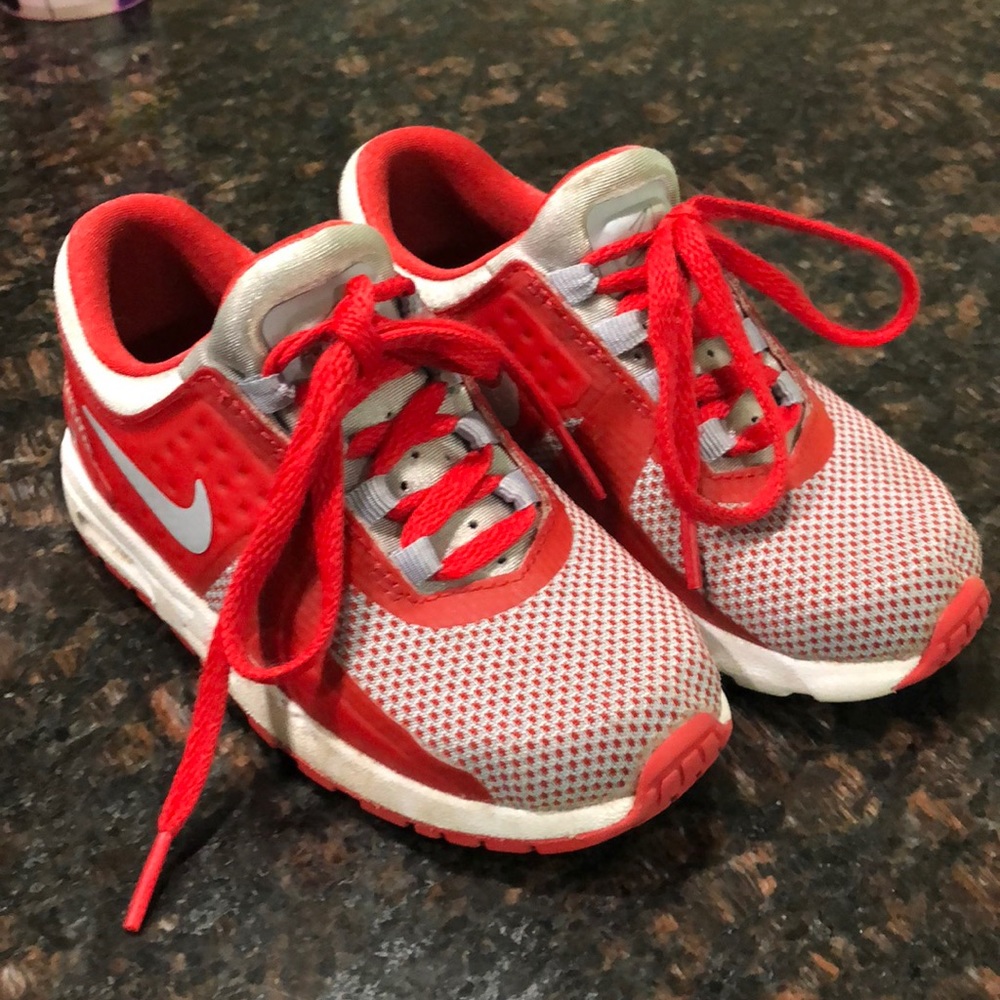 Nike Air Max Zero Essential